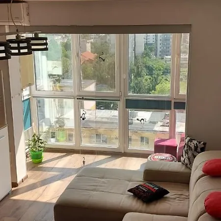 Sghaus Διαμέρισμα Κονστάντζα